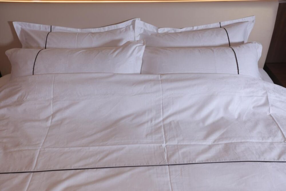 Export Hotel Bed Sheets