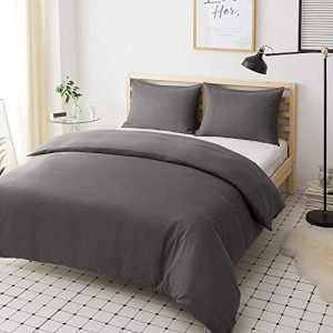 Plain Grey Bed Sheets with 2 Pillow Covers