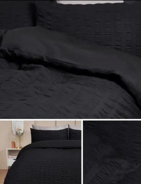 Deep Black Palin Sheet with 2 Pillows Z Design