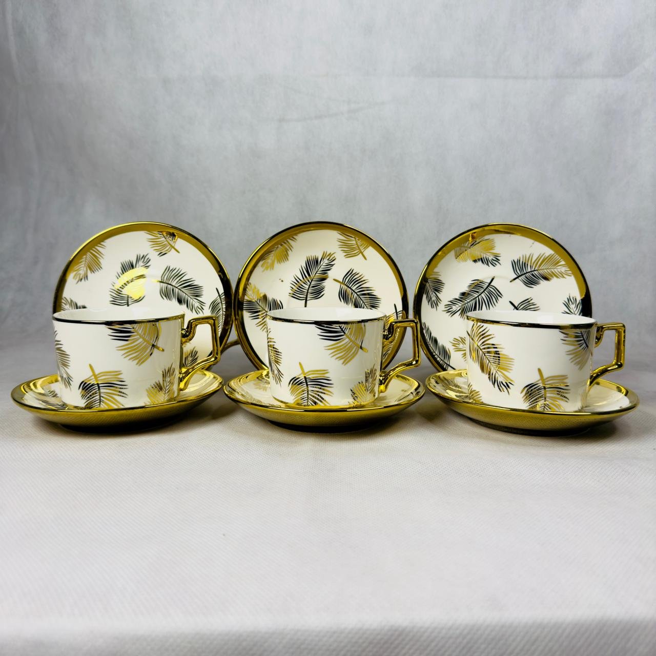 Cups & Saucer Set (12 pcs) Design8 Cups & Saucer Set (12 pcs) Design8