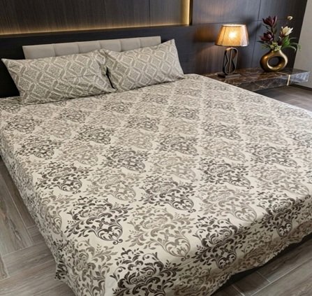 Beautiful Printed Bed Sheet With 2 Pillow Covers